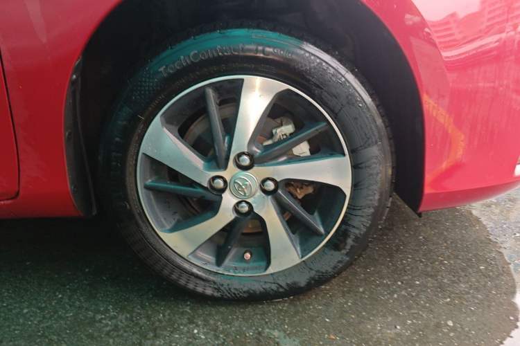 Used Toyota YARiS L Zhi Xuan 2016 Revised 1.5E CVT Charming Edition Right Front Wheel Hub