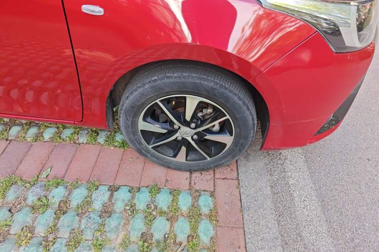 Used Toyota YARiS L Zhi Xuan 2016 Revised 1.5E CVT Charming Edition Right Front Wheel Hub