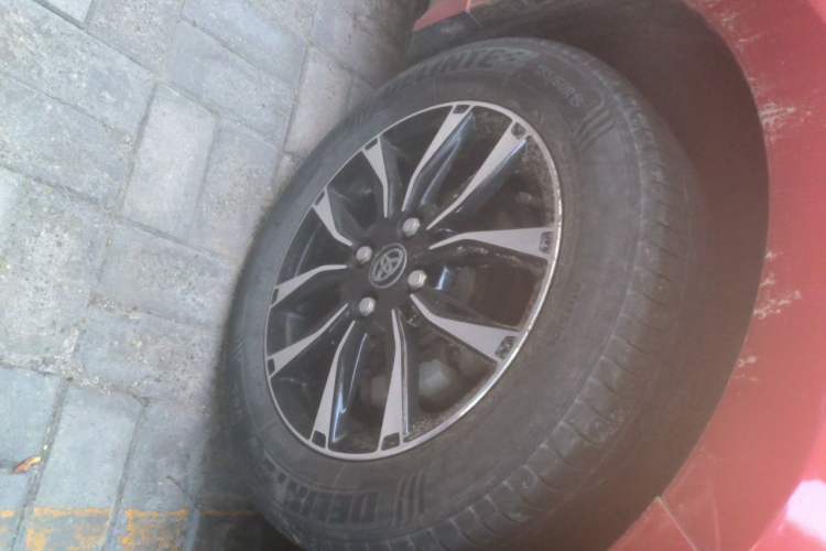 Used Toyota YARiS L Zhi Xuan 2016 Revised 1.5E CVT Charming Edition Right Front Wheel Hub