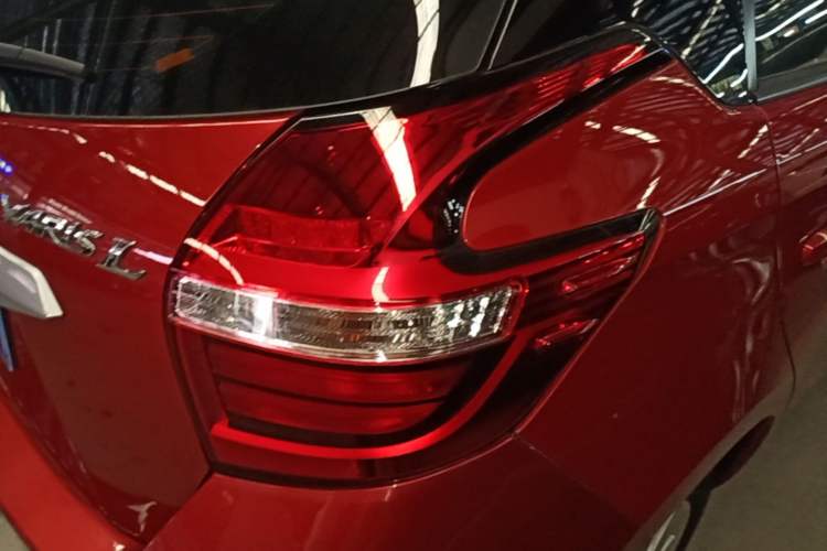 Used Toyota YARiS L Zhi Xuan 2016 Revised Version 1.5G CVT with Dynamic Sunroof Right Rear Taillight