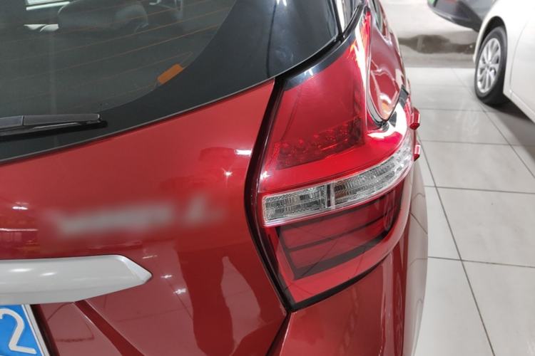 Used Toyota YARiS L Zhi Xuan 2016 Revised Version 1.5G CVT with Dynamic Sunroof Right Rear Taillight