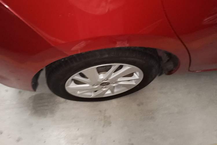 Used Toyota YARiS L Zhi Xuan 2016 Revised Version 1.5G CVT with Dynamic Sunroof Right Rear Wheel Hub
