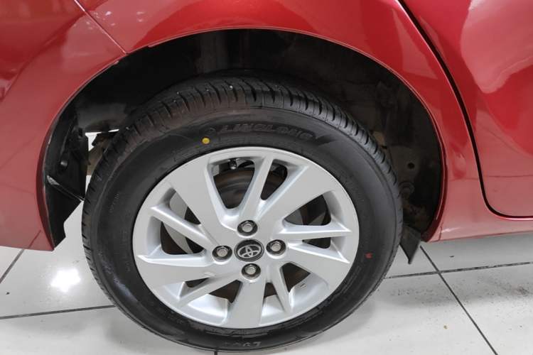 Used Toyota YARiS L Zhi Xuan 2016 Revised Version 1.5G CVT with Dynamic Sunroof Right Rear Wheel Hub