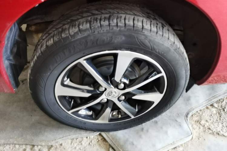 Used Toyota YARiS L Zhi Xuan 2016 Revised 1.5E CVT Charming Edition Right Rear Wheel Hub