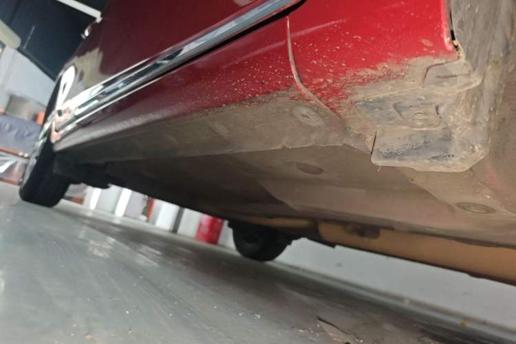 Used Toyota YARiS L Zhi Xuan 2016 Revised 1.5E CVT Charming Edition Right Side Sill