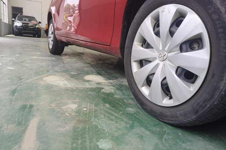Used Toyota YARiS L Zhi Xuan 2016 Revised 1.5E CVT Charming Edition Right Side Sill
