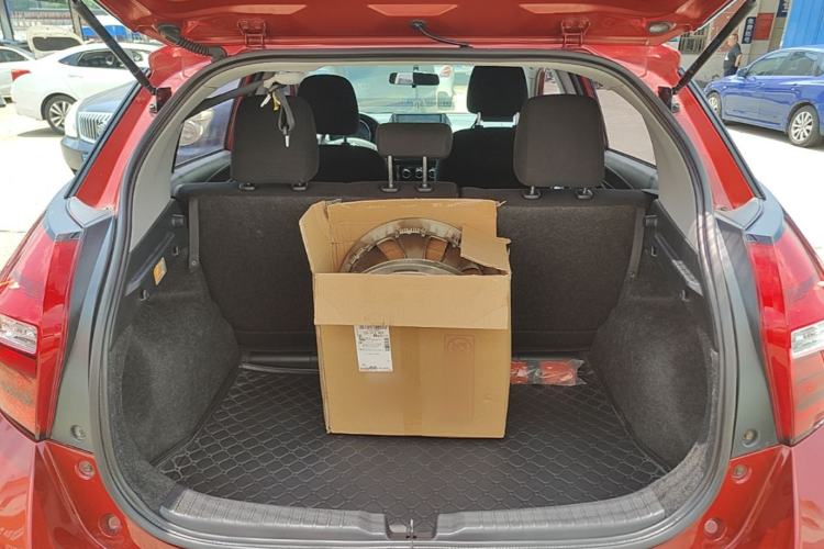 Used Toyota YARiS L Zhi Xuan 2016 Revised 1.5E CVT Charming Edition Trunk