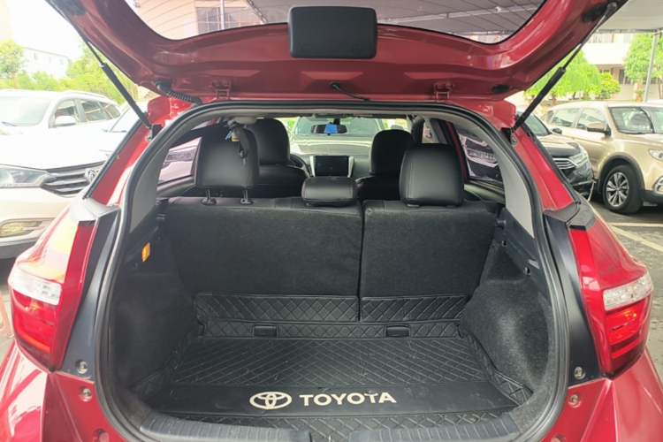 Used Toyota YARiS L Zhi Xuan 2016 Revised 1.5E CVT Charming Edition Trunk