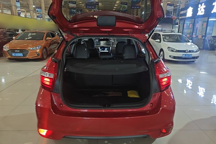 Used Toyota YARiS L Zhi Xuan 2016 Revised 1.5E CVT Charming Edition Trunk
