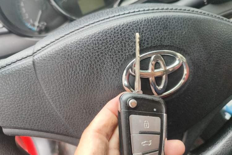 Used Toyota YARiS L Zhi Xuan 2016 Revised 1.5E CVT Charming Edition Vehicle Key