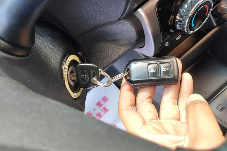 Used Toyota YARiS L Zhi Xuan 2016 Revised 1.5E CVT Charming Edition Vehicle Key