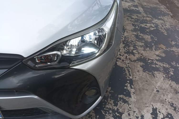 Used Toyota YARiS L Zhi Xuan 2016 Revised 1.5E CVT Charming Edition Left Front Headlight