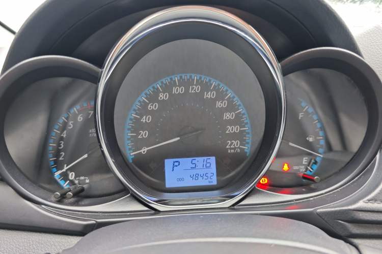 Used Toyota YARiS L Zhi Xuan 2016 Revised 1.5E CVT Charming Edition Odometer Close Up