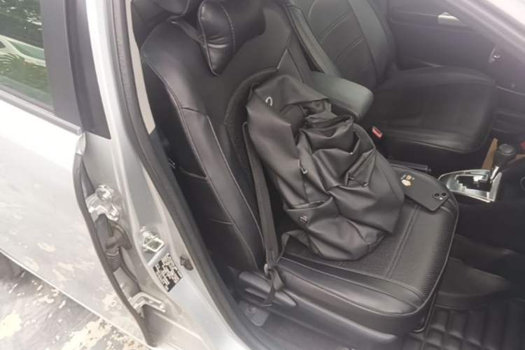 Used Toyota YARiS L Zhi Xuan 2016 Revised 1.5E CVT Charming Edition Right Front Seat