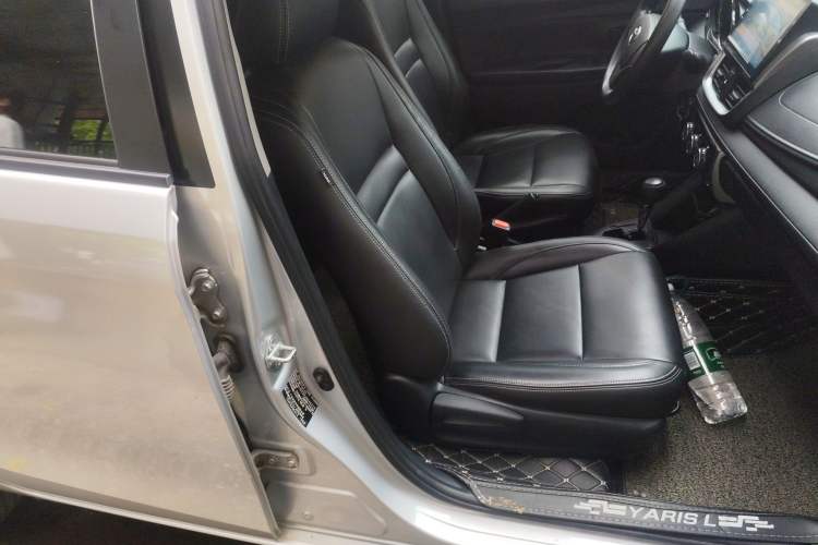 Used Toyota YARiS L Zhi Xuan 2016 Revised 1.5E CVT Charming Edition Right Front Seat