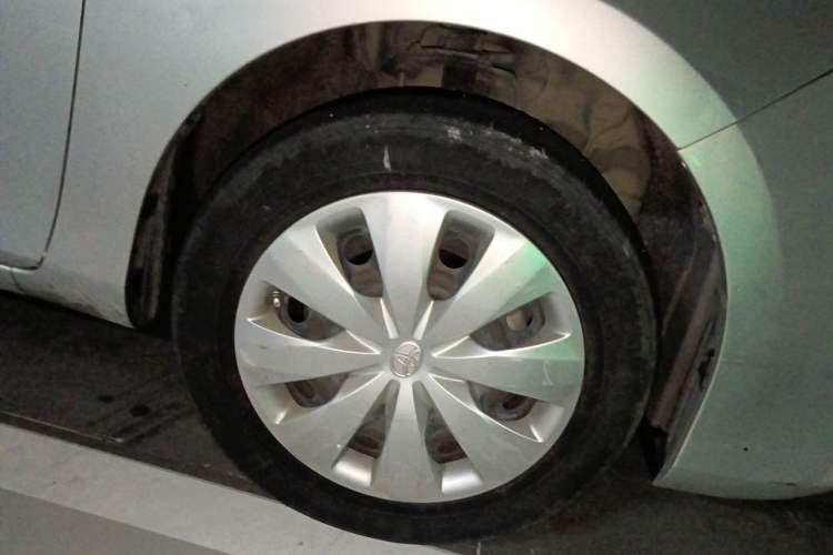 Used Toyota YARiS L Zhi Xuan 2016 Revised 1.5E CVT Charming Edition Right Front Wheel Hub