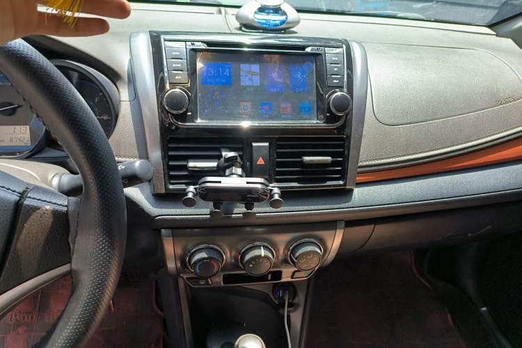 Used Toyota YARiS L Zhi Xuan 2016 1.5E Automatic JingSu Edition Audio And AC Panel