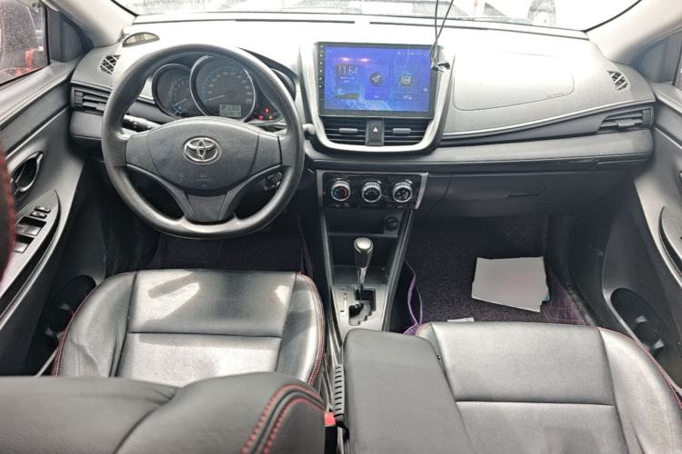 Used Toyota YARiS L Zhi Xuan 2016 Revised 1.5E CVT Charming Edition Center Console