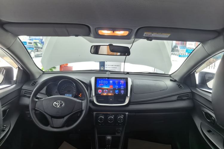 Used Toyota YARiS L Zhi Xuan 2016 Revised 1.5E CVT Charming Edition Center Console
