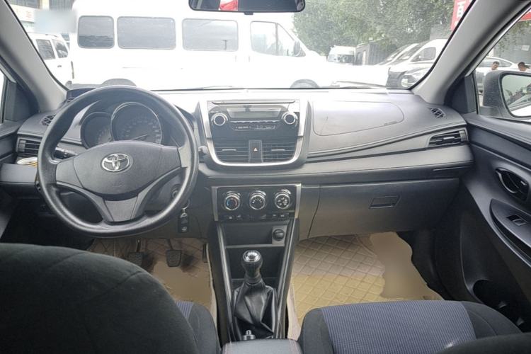 Used Toyota YARiS L Zhi Xuan 2016 Revised 1.3E Manual – Charming Edition Center Console