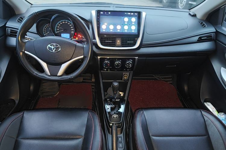 Used Toyota YARiS L Zhi Xuan 2016 Revised 1.5E CVT Charming Edition Center Console