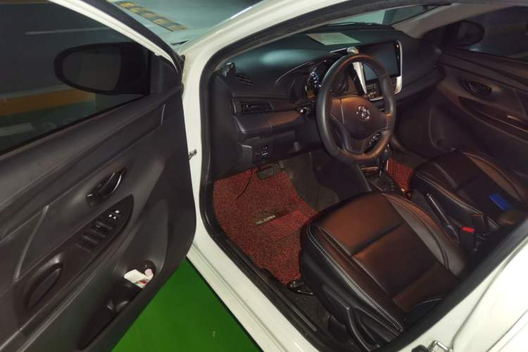 Used Toyota YARiS L Zhi Xuan 2016 Revised 1.5E CVT Charming Edition Driver Seat
