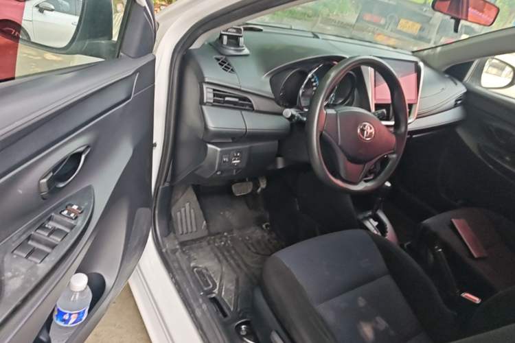 Used Toyota YARiS L Zhi Xuan 2016 Revised 1.5E CVT Charming Edition Driver Seat
