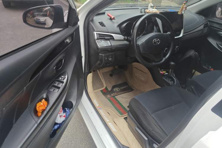 Used Toyota YARiS L Zhi Xuan 2016 Revised 1.5E CVT Charming Edition Driver Seat
