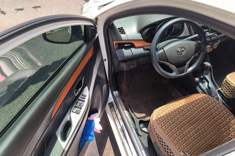 Used Toyota YARiS L Zhi Xuan 2016 1.5E Automatic JingSu Edition Driver Seat