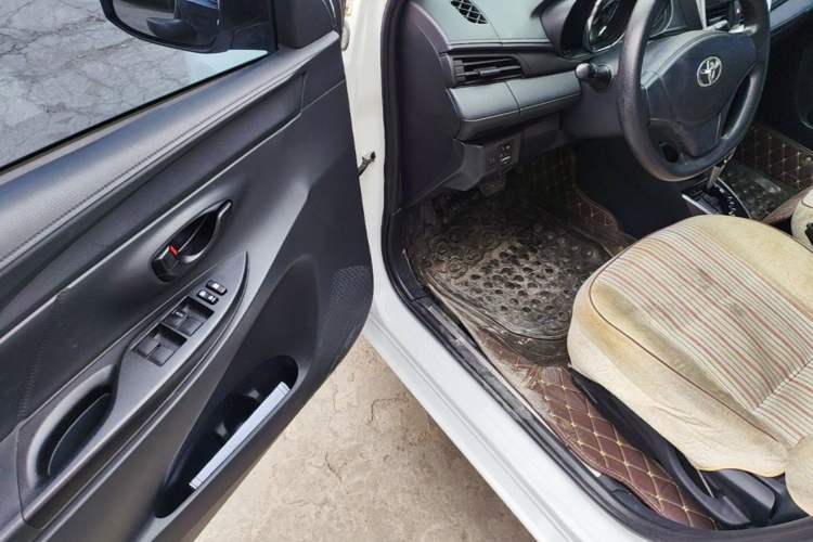 Used Toyota YARiS L Zhi Xuan 2016 Revised 1.5E CVT Charming Edition Driver Seat