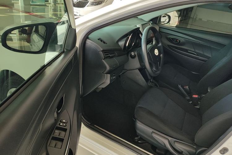 Used Toyota YARiS L Zhi Xuan 2016 Revised 1.5E CVT Charming Edition Driver Seat