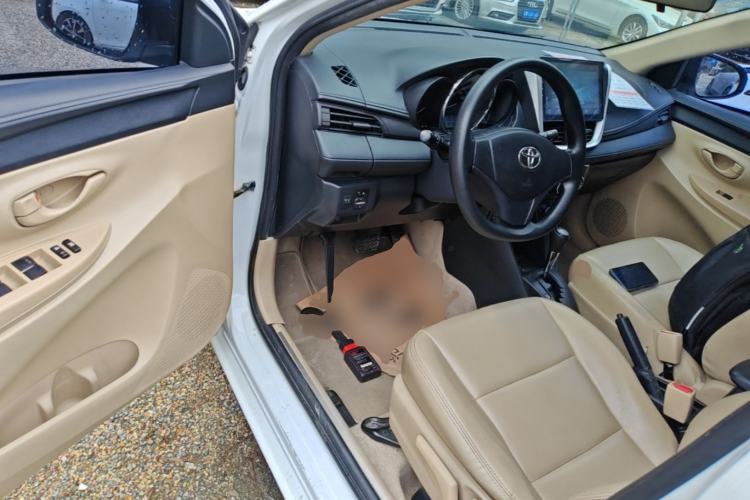Used Toyota YARiS L Zhi Xuan 2016 Revised 1.5E CVT Charming Edition Driver Seat
