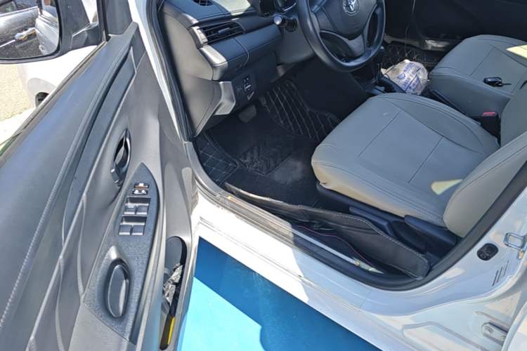 Used Toyota YARiS L Zhi Xuan 2016 Revised 1.5E CVT Charming Edition Driver Seat