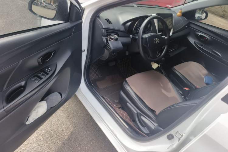 Used Toyota YARiS L Zhi Xuan 2016 Revised 1.5E CVT Charming Edition Driver Seat