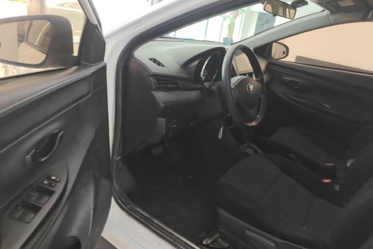 Used Toyota YARiS L Zhi Xuan 2016 Revised 1.5E CVT Charming Edition Driver Seat