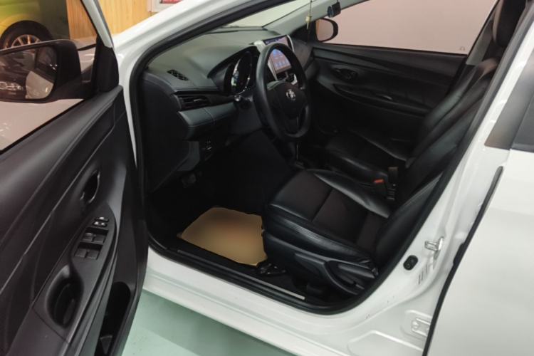 Used Toyota YARiS L Zhi Xuan 2016 Revised 1.5E CVT Charming Edition Driver Seat