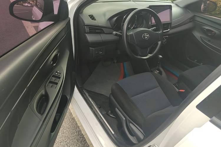 Used Toyota YARiS L Zhi Xuan 2016 Revised 1.5E CVT Charming Edition Driver Seat