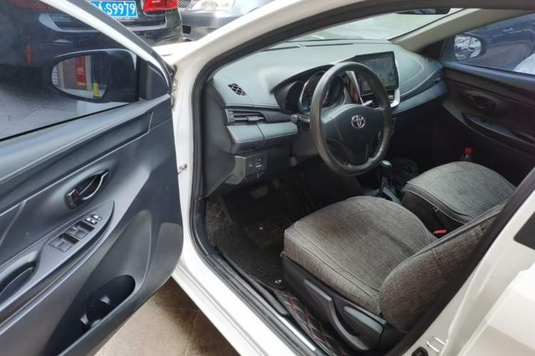 Used Toyota YARiS L Zhi Xuan 2016 Revised 1.5E CVT Charming Edition Driver Seat