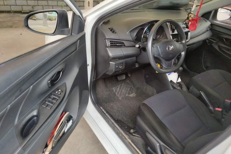 Used Toyota YARiS L Zhi Xuan 2016 Revised 1.5E CVT Charming Edition Driver Seat