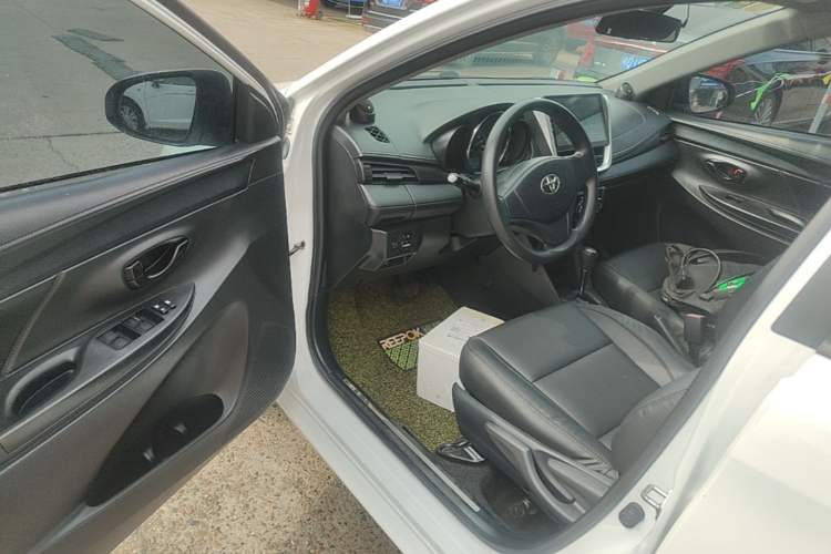 Used Toyota YARiS L Zhi Xuan 2016 Revised 1.5E CVT Charming Edition Driver Seat