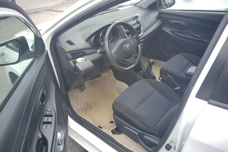 Used Toyota YARiS L Zhi Xuan 2016 Revised 1.3E Manual – Charming Edition Driver Seat