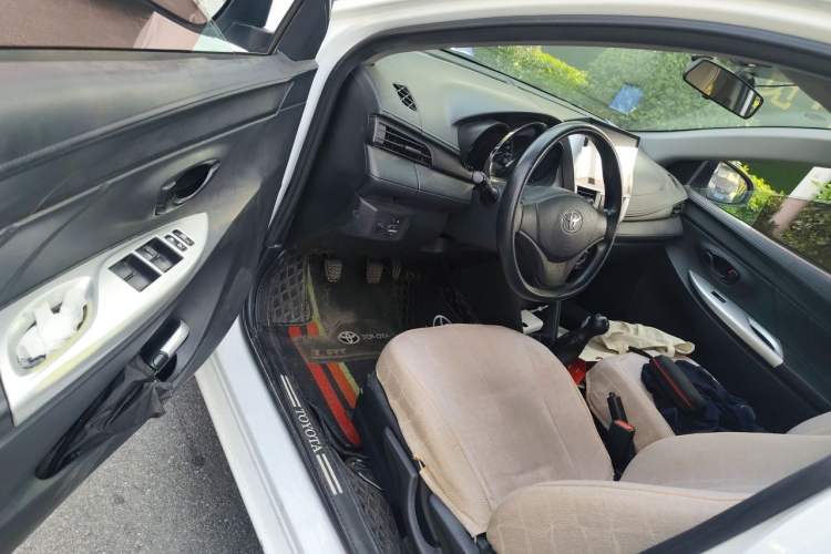 Used Toyota YARiS L Zhi Xuan 2016 Revised Version 1.3L Manual – Dynamic Edition Driver Seat