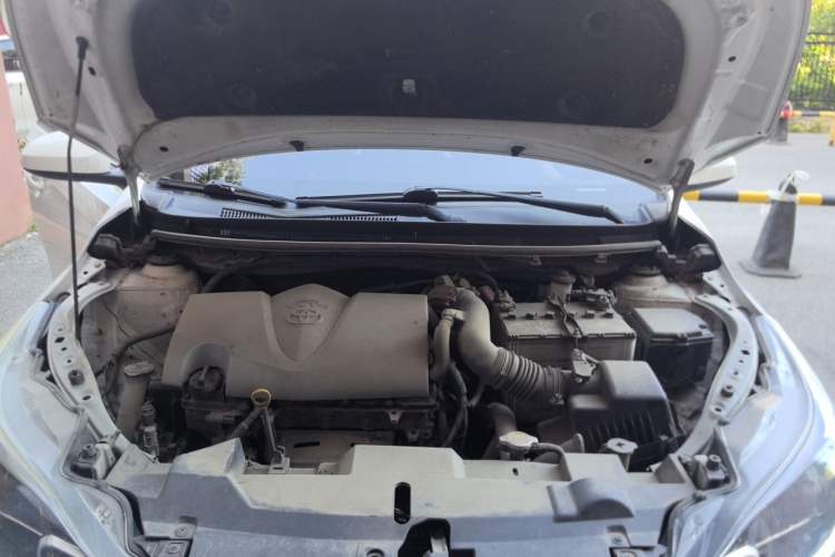 Used Toyota YARiS L Zhi Xuan 2016 Revised 1.3E Manual – Charming Edition Engine Bay