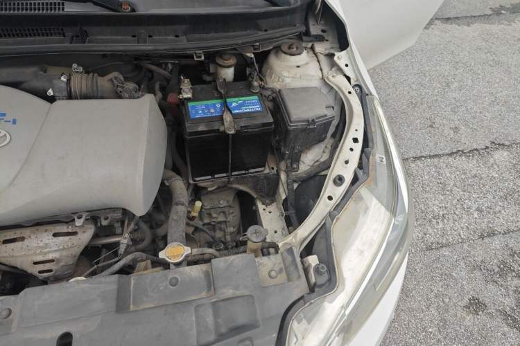 Used Toyota YARiS L Zhi Xuan 2016 1.5E Automatic JingSu Edition Engine Bay Left