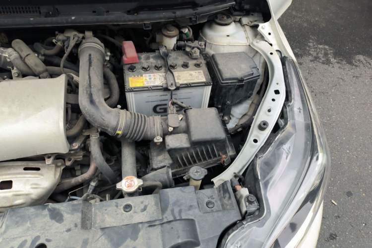 Used Toyota YARiS L Zhi Xuan 2016 Revised 1.5E CVT Charming Edition Engine Bay Left