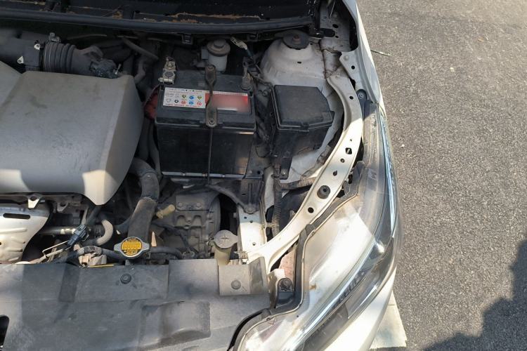 Used Toyota YARiS L Zhi Xuan 2016 1.5E Automatic JingSu Edition Engine Bay Left