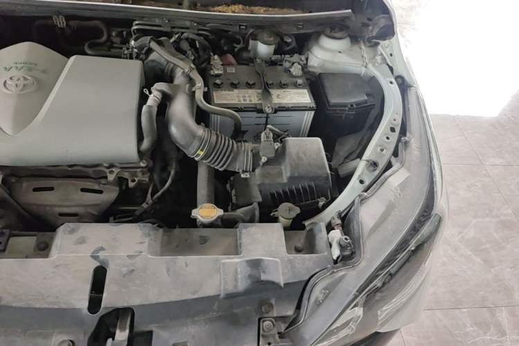 Used Toyota YARiS L Zhi Xuan 2016 Revised 1.5E CVT Charming Edition Engine Bay Left
