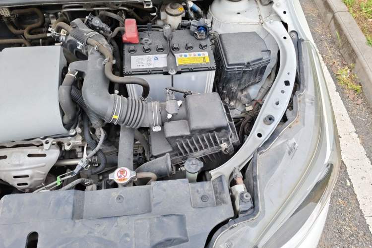 Used Toyota YARiS L Zhi Xuan 2016 Revised 1.5E CVT Charming Edition Engine Bay Left