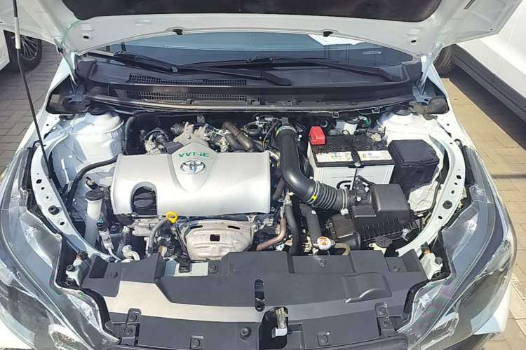 Used Toyota YARiS L Zhi Xuan 2016 Revised 1.5E CVT Charming Edition Engine Bay