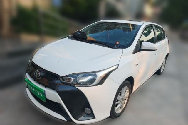 Ojetý Toyota YARiS L Zhi Xuan 2016 Revised Version 1.5G CVT with Dynamic Sunroof